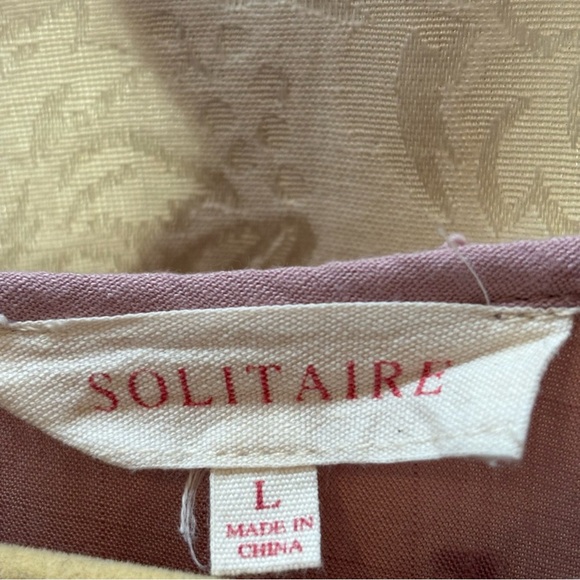 Solitaire Bohemian Floral Embroidered Top, Size Large - Picture 10 of 12